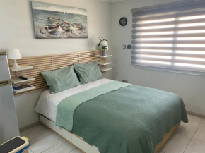 Nissi Breeze